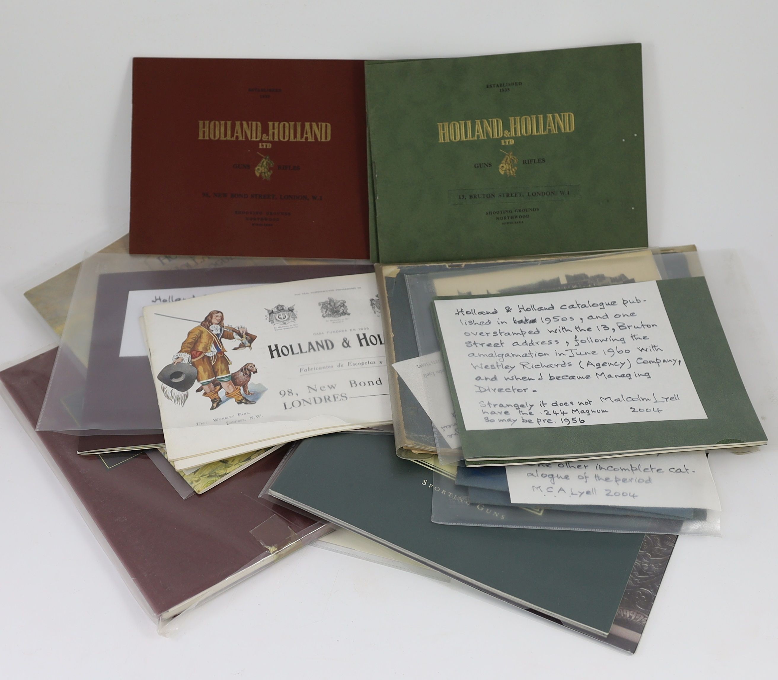 [Trade Catalogues]. Holland & Holland. Guns & Rifles. London, n.d. [c. 1893]. Dated from adverts on pages 4 and 5. Original printed wrappers, soiled and worn, contents generally clean. Holland & Holland Ltd. Fabricantes